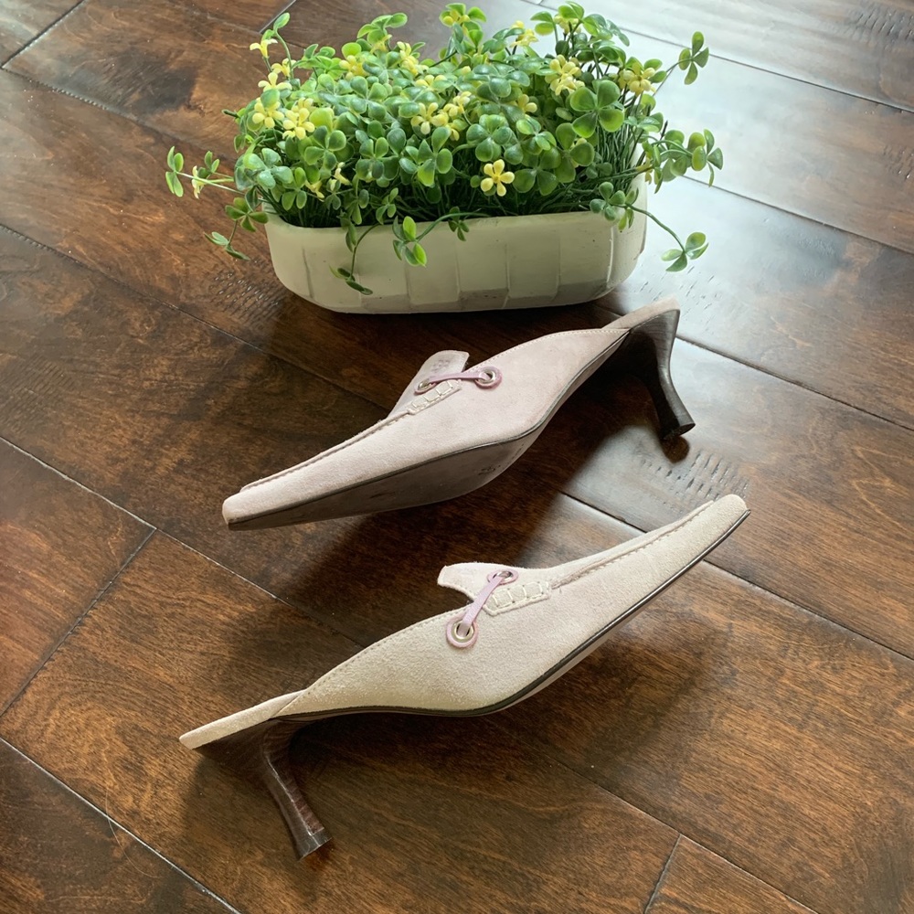 Donald J Pliner Lyla Mauve Suede Mules